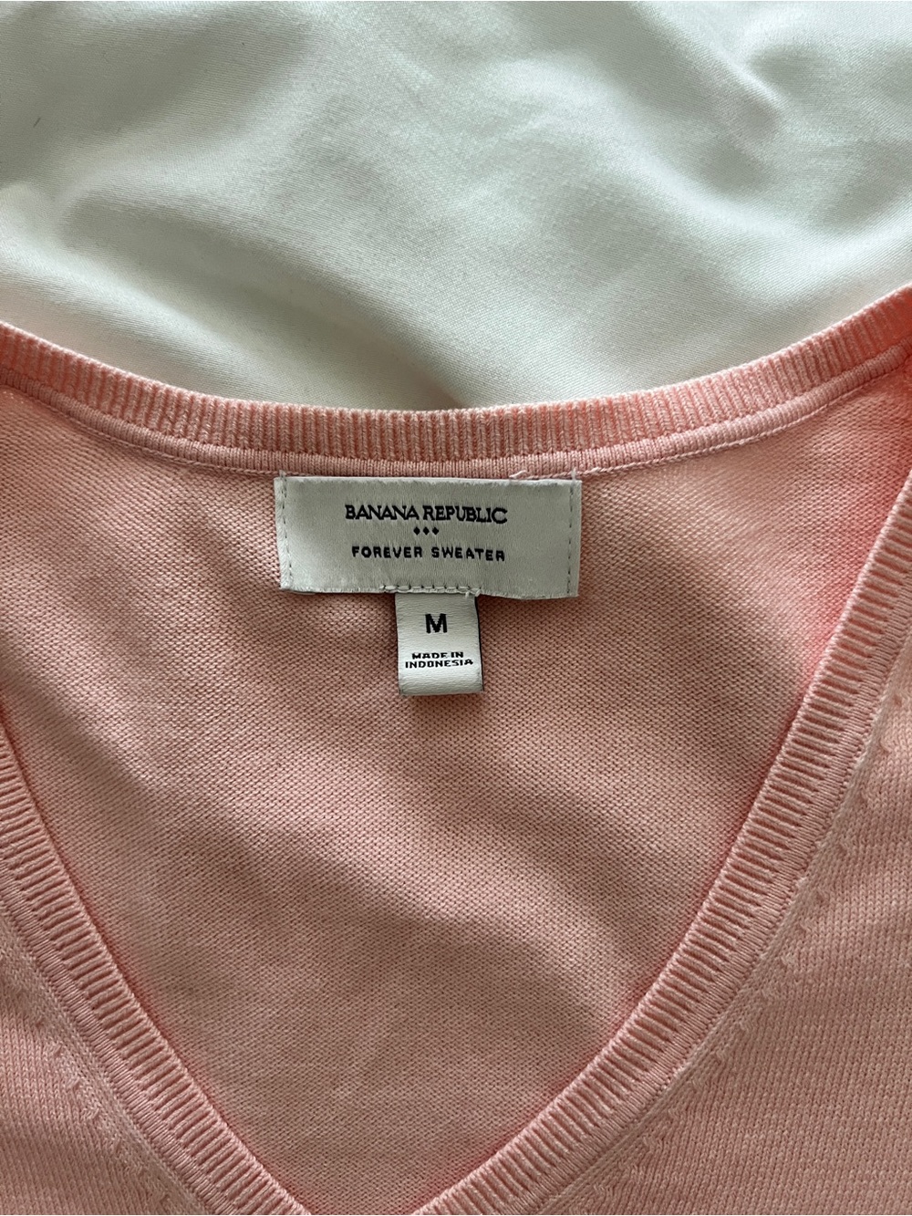 Banana Republic Forever V-Neck Sweater - size M - Picture 4 of 6